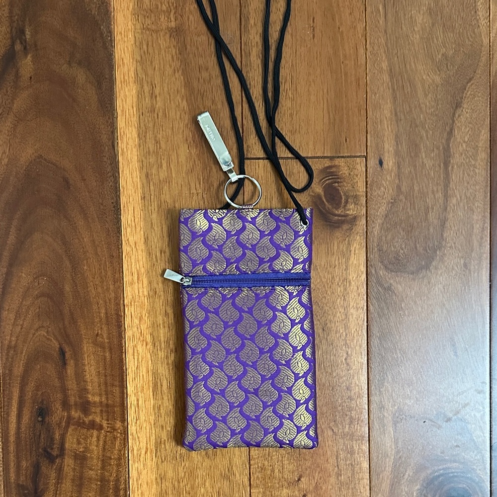 Patterned Phone Pouch - Picture 2 of 3